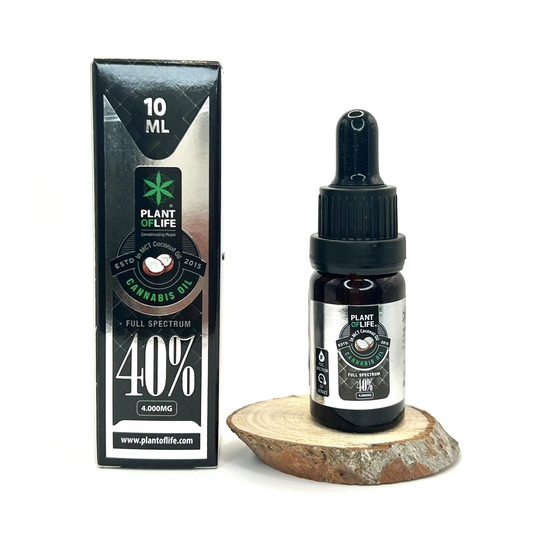 Descubre el Aceite CBD 40% de Espectro Completo, una fórmula premium diseñada para quienes buscan el equilibrio entre cuerpo y mente. Con cada gota, estás eligiendo una solución natural y efectiva, respaldada por la pureza del extracto de Cannabis Sativa L.