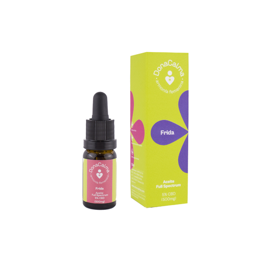 El Aceite Frida 5% de DonaCalma ha sido formulado para quienes desean incorporar un ritual de autocuidado consciente a su rutina diaria.