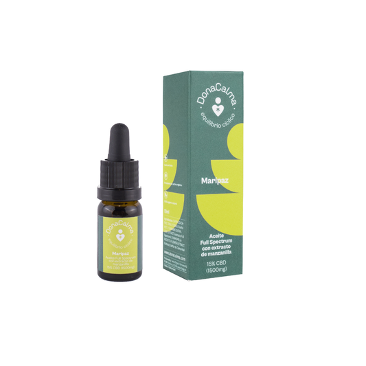 El Aceite Maripaz Full Spectrum 15% de DonaCalma combina extracto de cáñamo ecológico certificado y extracto de manzanilla ecológica para ofrecer una experiencia aromática intensa y equilibrada.